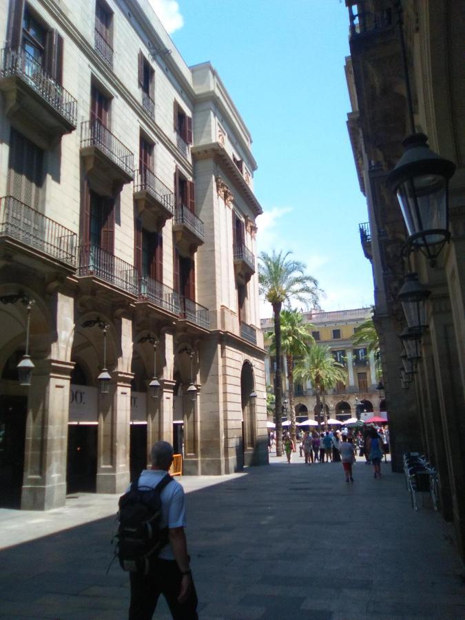 Colom * Barcelone